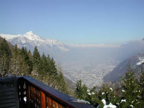 Drapeau Suisse Café-Restaurant à Martigny en Valais-Croix en Valais